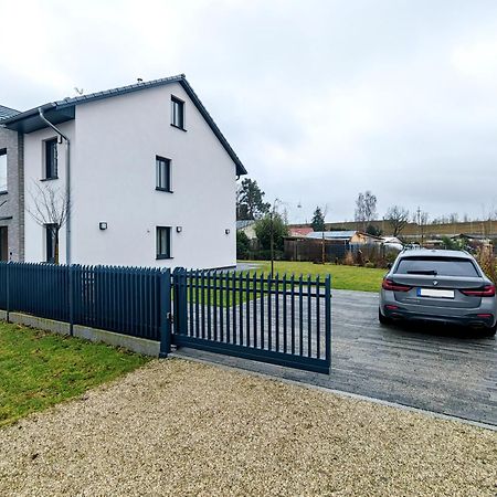 Bohnapartments Luxury Villa Berlin - 210Qm - Wintergarten - Kamin - 4 Kostenlose Parkplaetze - 6 Schlafzimmer - Neubau - Luxusausstattung Birkenwerder Εξωτερικό φωτογραφία