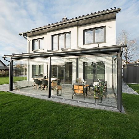 Bohnapartments Luxury Villa Berlin - 210Qm - Wintergarten - Kamin - 4 Kostenlose Parkplaetze - 6 Schlafzimmer - Neubau - Luxusausstattung Birkenwerder Εξωτερικό φωτογραφία