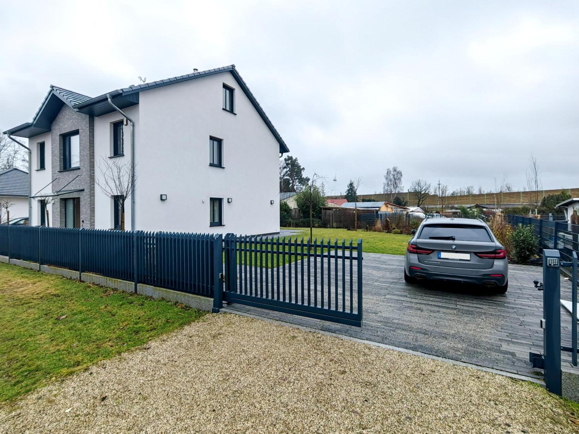 Bohnapartments Luxury Villa Berlin - 210Qm - Wintergarten - Kamin - 4 Kostenlose Parkplaetze - 6 Schlafzimmer - Neubau - Luxusausstattung Birkenwerder Εξωτερικό φωτογραφία
